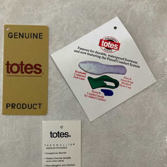 Black Totes fur lined snow boots. Size 7.  Waterproof - Picture 8 of 9